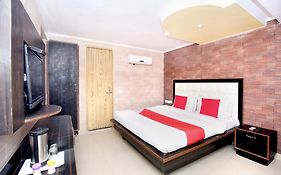 Hotel O Continental Inn